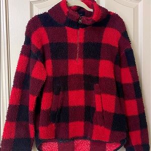 Red & black plaid sherpa buffalo quarter zip ♥️🖤